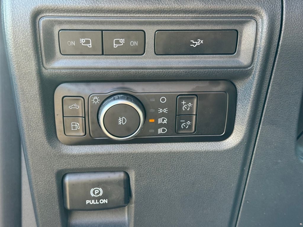 2023 Ford F-150 XLT Certified 4WD Near Milwaukee WI