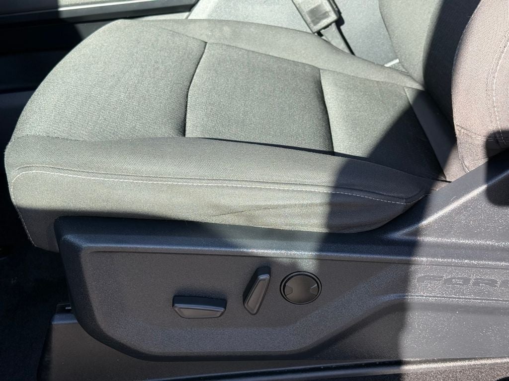 2023 Ford F-150 XLT Certified 4WD Near Milwaukee WI