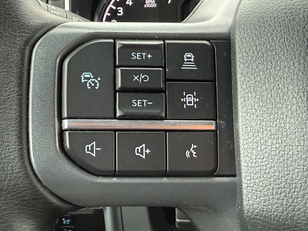 2023 Ford F-150 XLT Certified 4WD Near Milwaukee WI