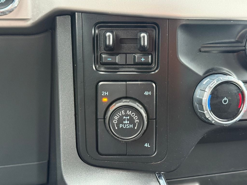 2023 Ford F-150 XLT Certified 4WD Near Milwaukee WI