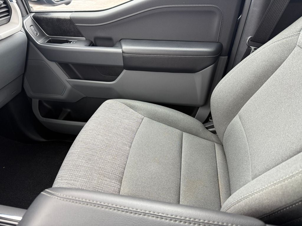 2023 Ford F-150 XLT Certified 4WD Near Milwaukee WI