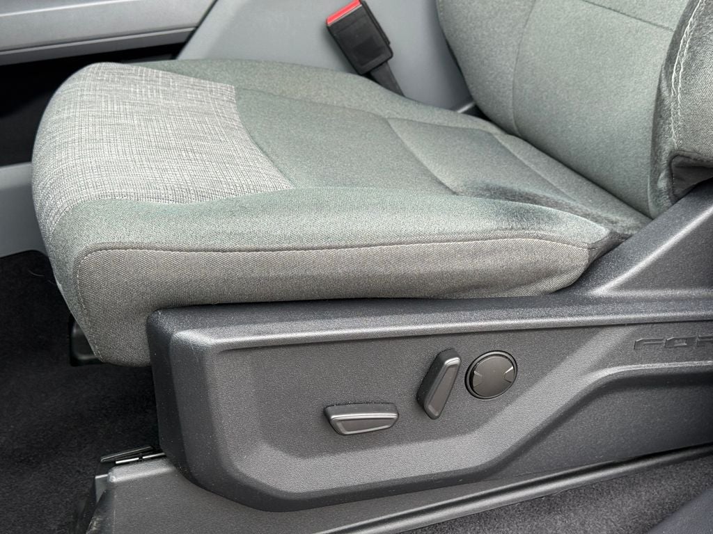 2023 Ford F-150 XLT Certified 4WD Near Milwaukee WI