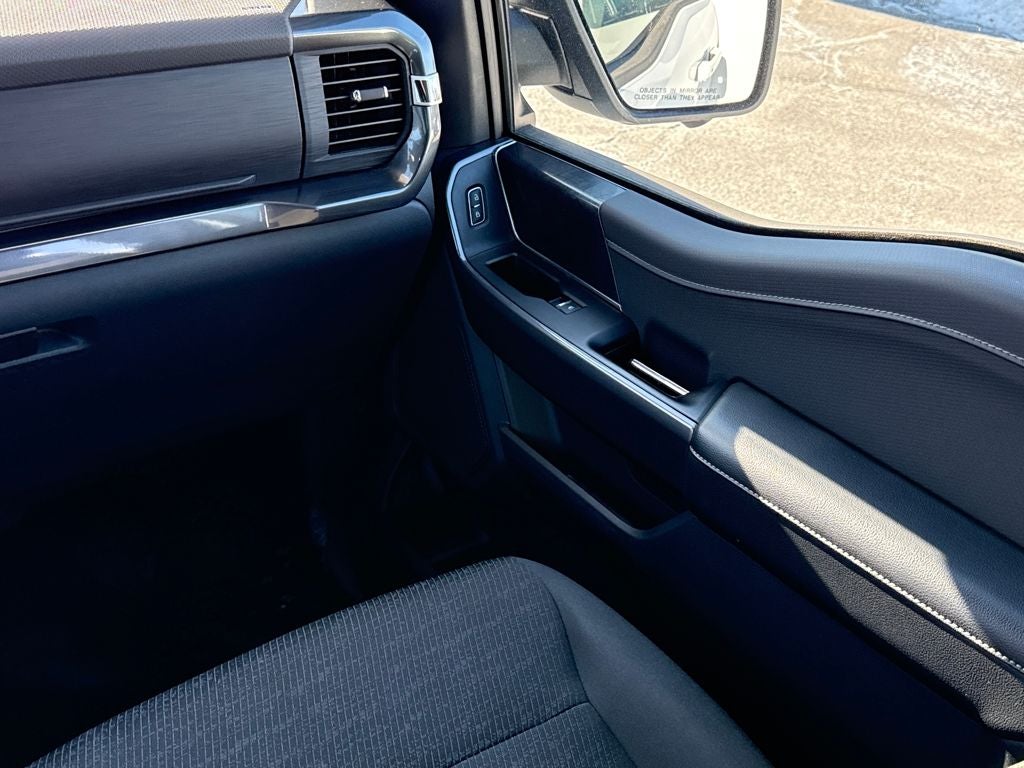 2023 Ford F-150 XLT Certified 4WD Near Milwaukee WI