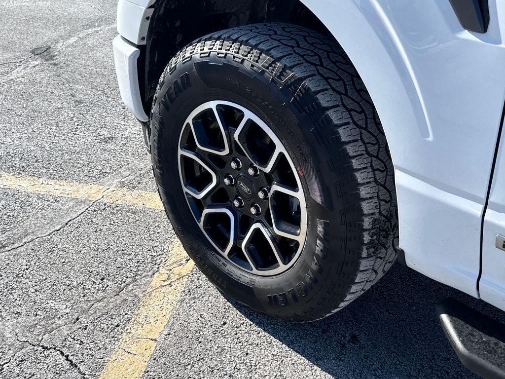 2023 Ford F-150 XLT Certified 4WD Near Milwaukee WI
