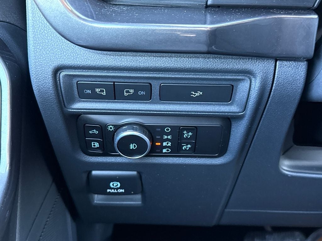 2023 Ford F-150 XLT Certified 4WD Near Milwaukee WI