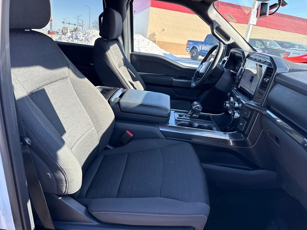 2023 Ford F-150 XLT Certified 4WD Near Milwaukee WI