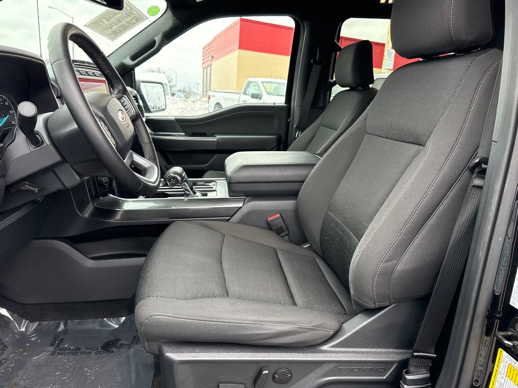2023 Ford F-150 XLT Certified 4WD Near Milwaukee WI