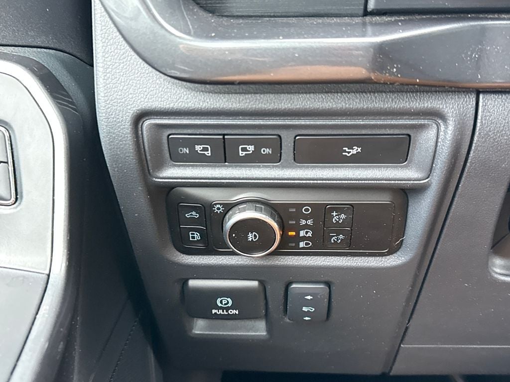 2023 Ford F-150 XLT Certified 4WD Near Milwaukee WI