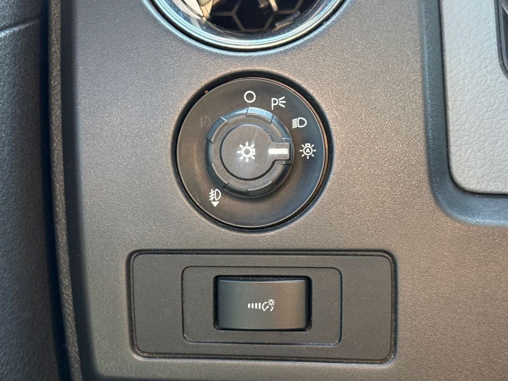 2014 Ford F-150 XLT 4WD Near Milwaukee WI