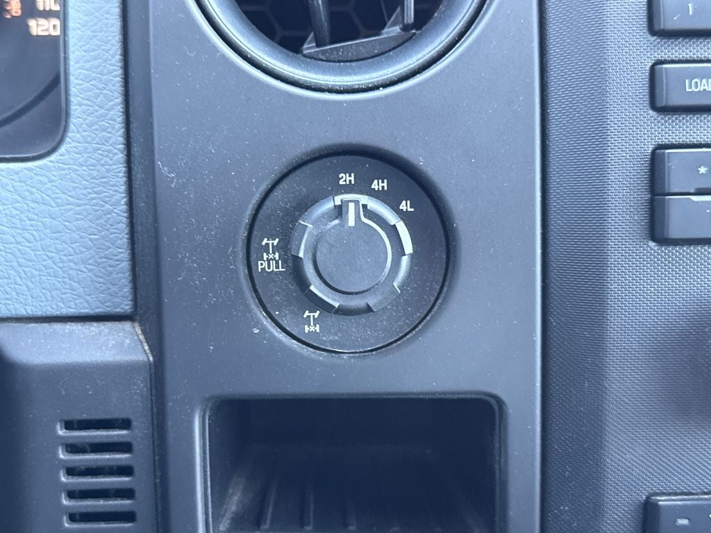 2014 Ford F-150 STX 4WD Near Milwaukee WI