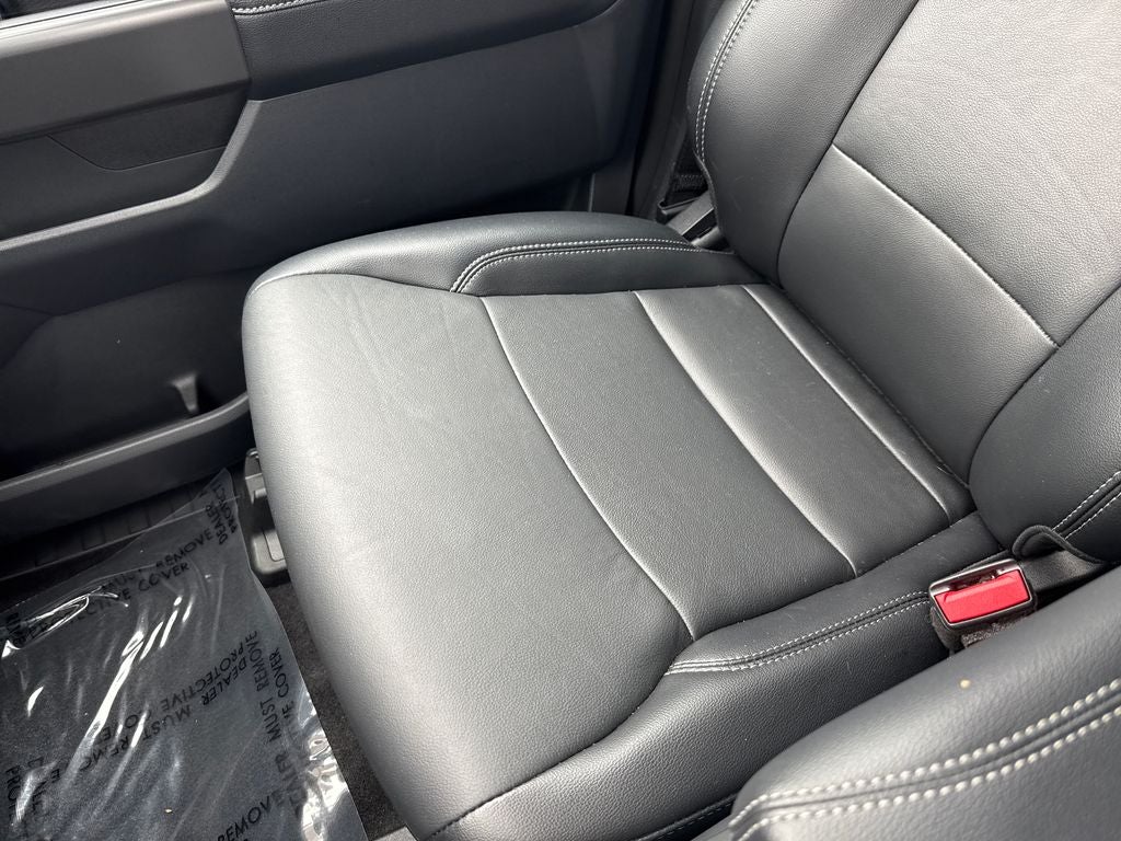 2024 Ford F-150 XLT Certified 4WD Near Milwaukee WI
