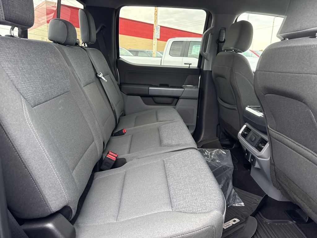 2024 Ford F-150 XLT Certified 4WD Near Milwaukee WI