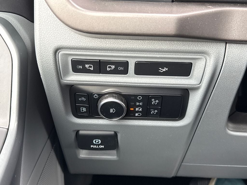 2024 Ford F-150 XLT Certified 4WD Near Milwaukee WI