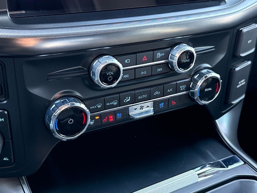 2025 Ford F-150 Lariat Certified 4WD Near Milwaukee WI