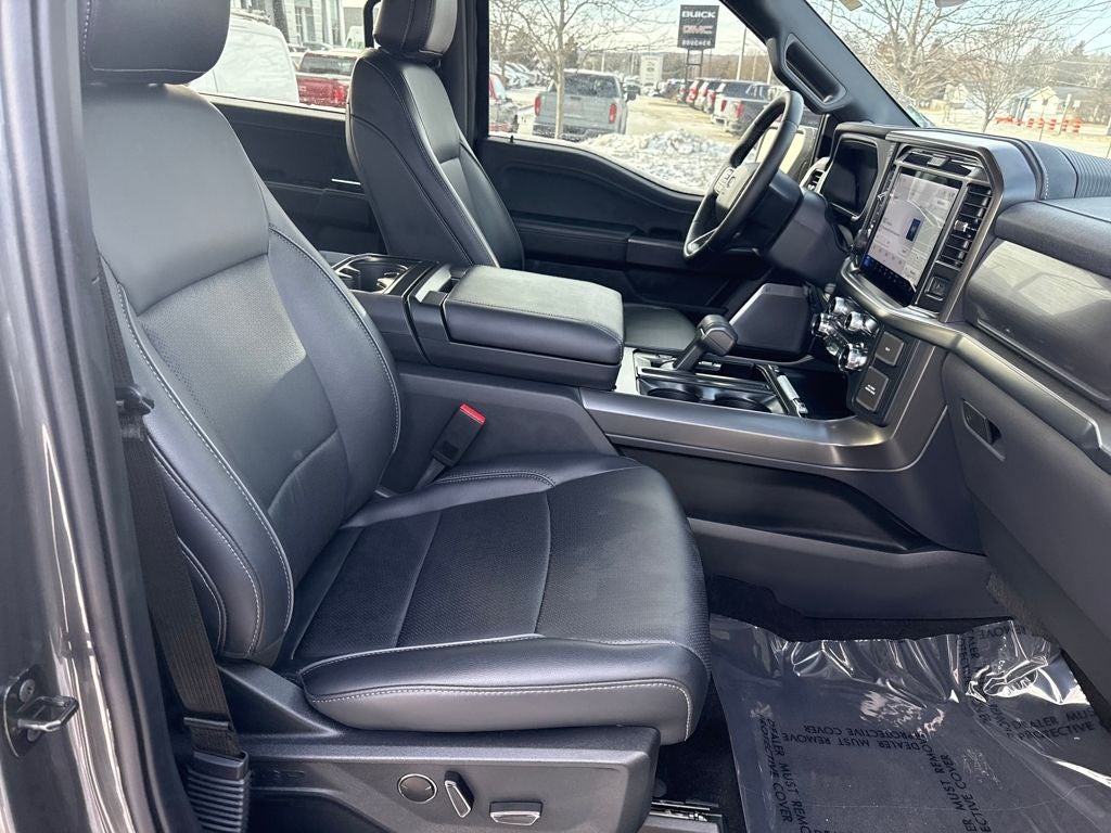 2025 Ford F-150 Lariat Certified 4WD Near Milwaukee WI