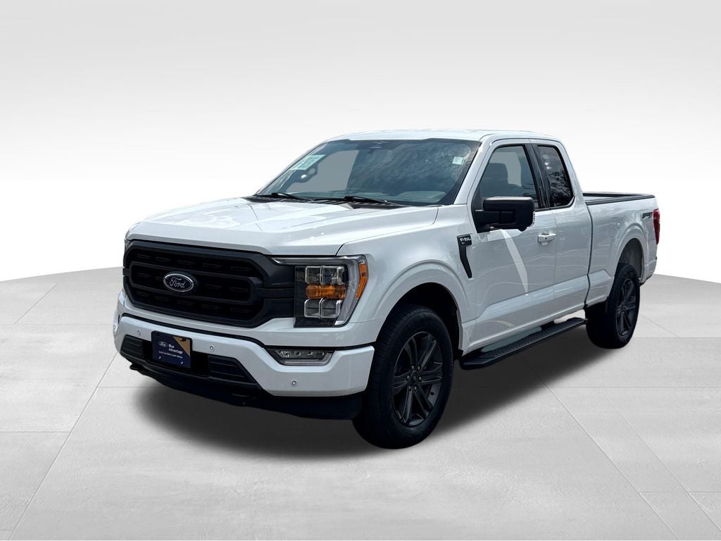 2023 Ford F-150 XLT Certified 4WD Near Milwaukee WI