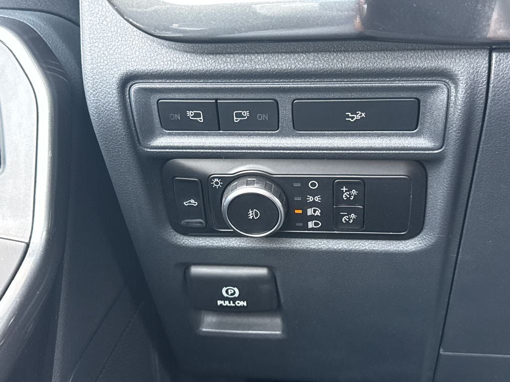 2023 Ford F-150 XLT Certified 4WD Near Milwaukee WI