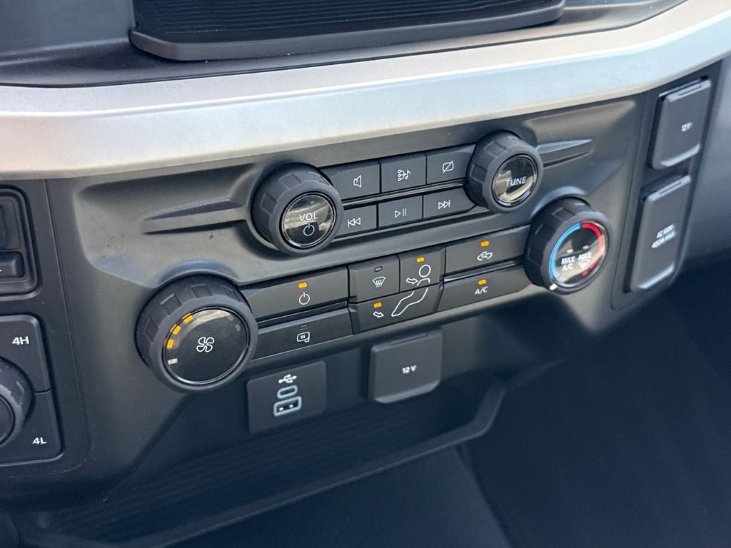 2023 Ford F-250SD XL 4WD Near Milwaukee WI