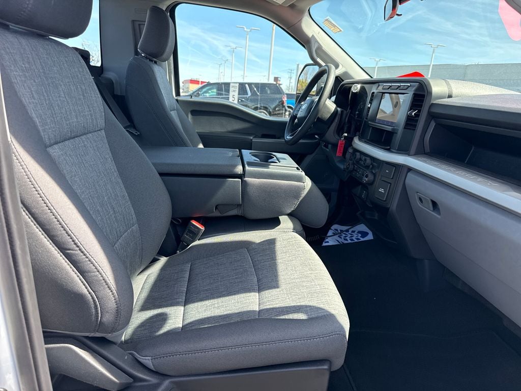 2023 Ford F-250SD XL 4WD Near Milwaukee WI