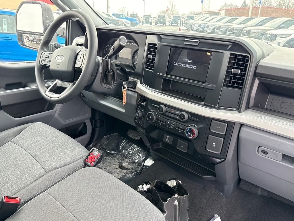 2025 Ford F-250SD XL