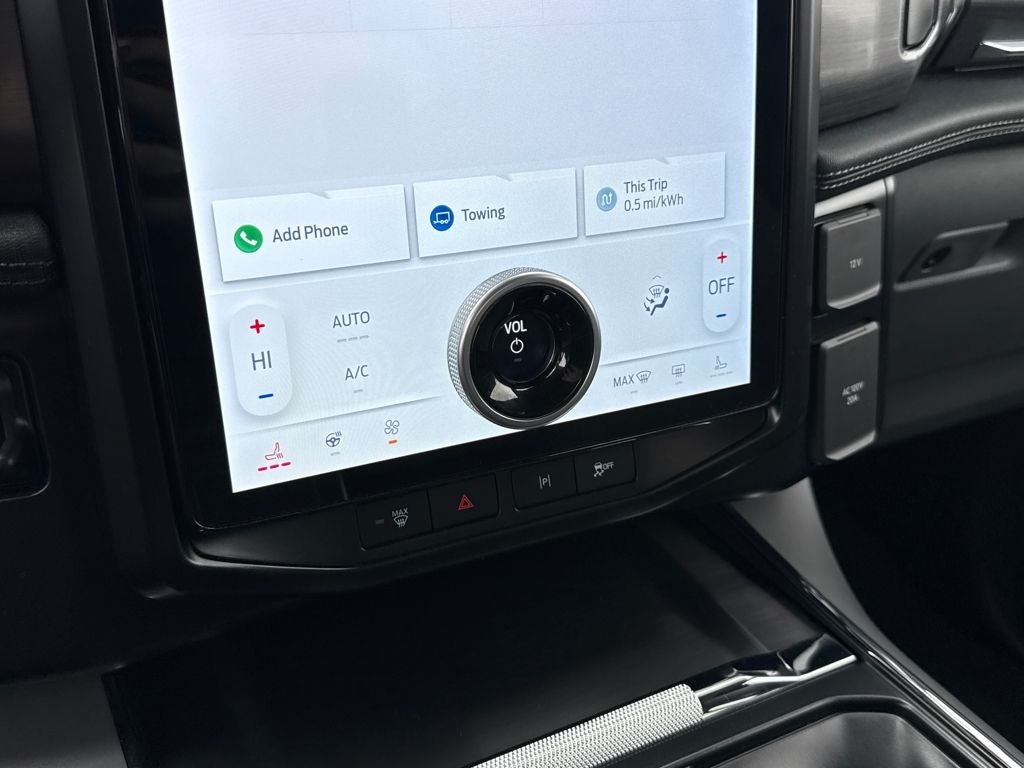 2024 Ford F-150 Lightning Flash EV Certified AWD Near Milwaukee WI