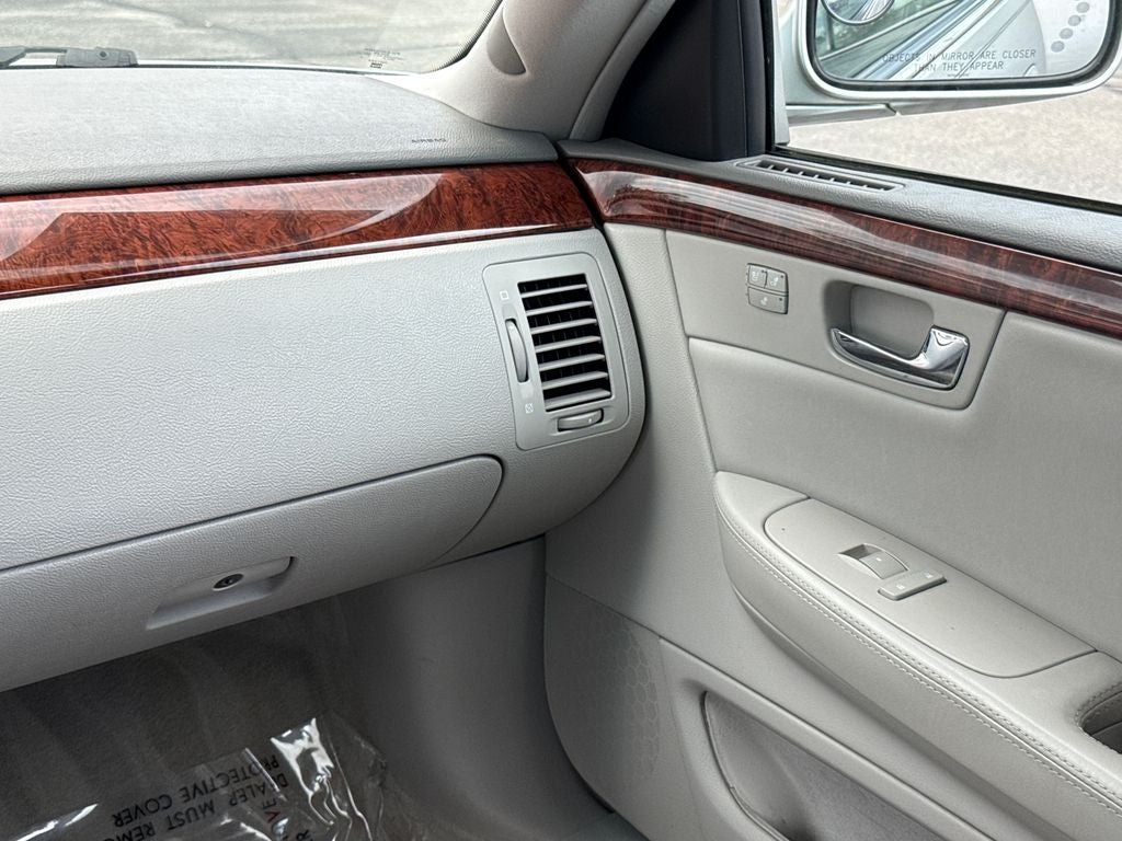 2006 Cadillac DTS Base Near Milwaukee WI
