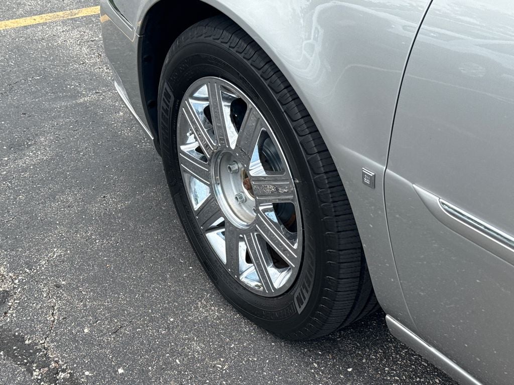 2006 Cadillac DTS Base Near Milwaukee WI