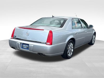 2006 Cadillac DTS Base Near Milwaukee WI
