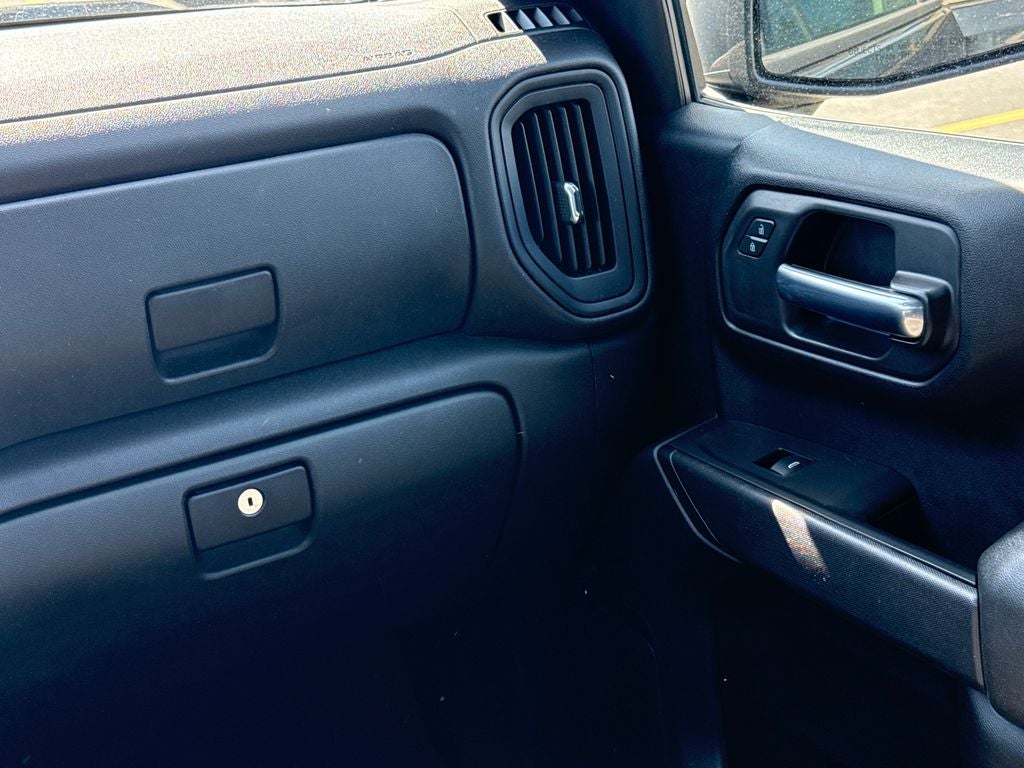 2020 Chevrolet Silverado 1500 Custom 4WD Near Milwaukee WI