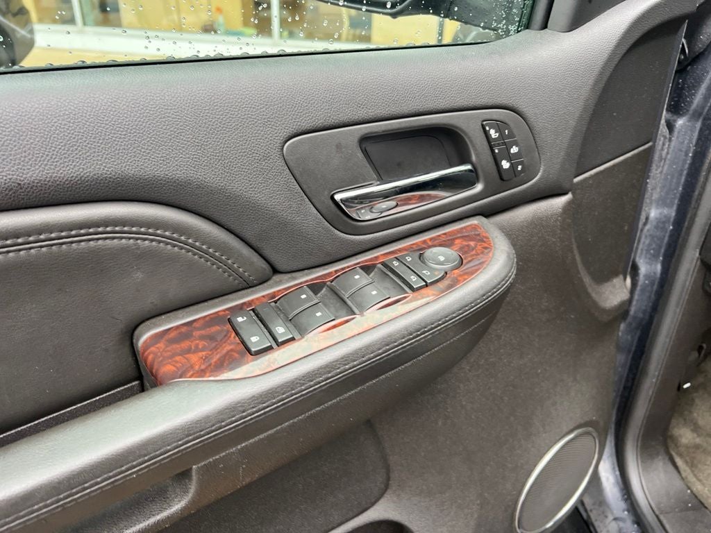 2008 GMC Yukon Denali 6.2L V8 AWD