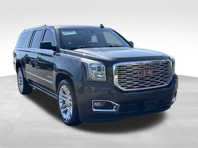 2017 GMC Yukon XL Denali 4WD Near Milwaukee WI