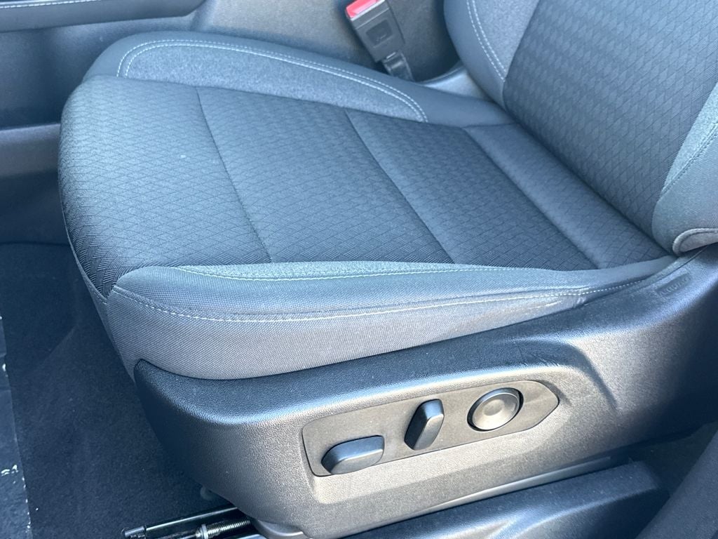 2022 Chevrolet Suburban LS Blue Certified 4WD Near Milwaukee WI