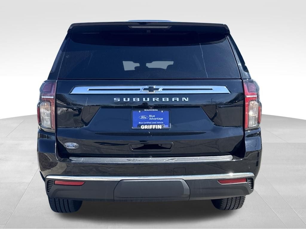 2022 Chevrolet Suburban LS Blue Certified 4WD Near Milwaukee WI