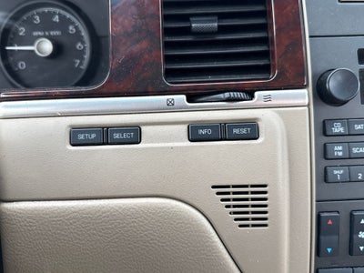 2006 Lincoln Town Car Signature Near Milwaukee WI