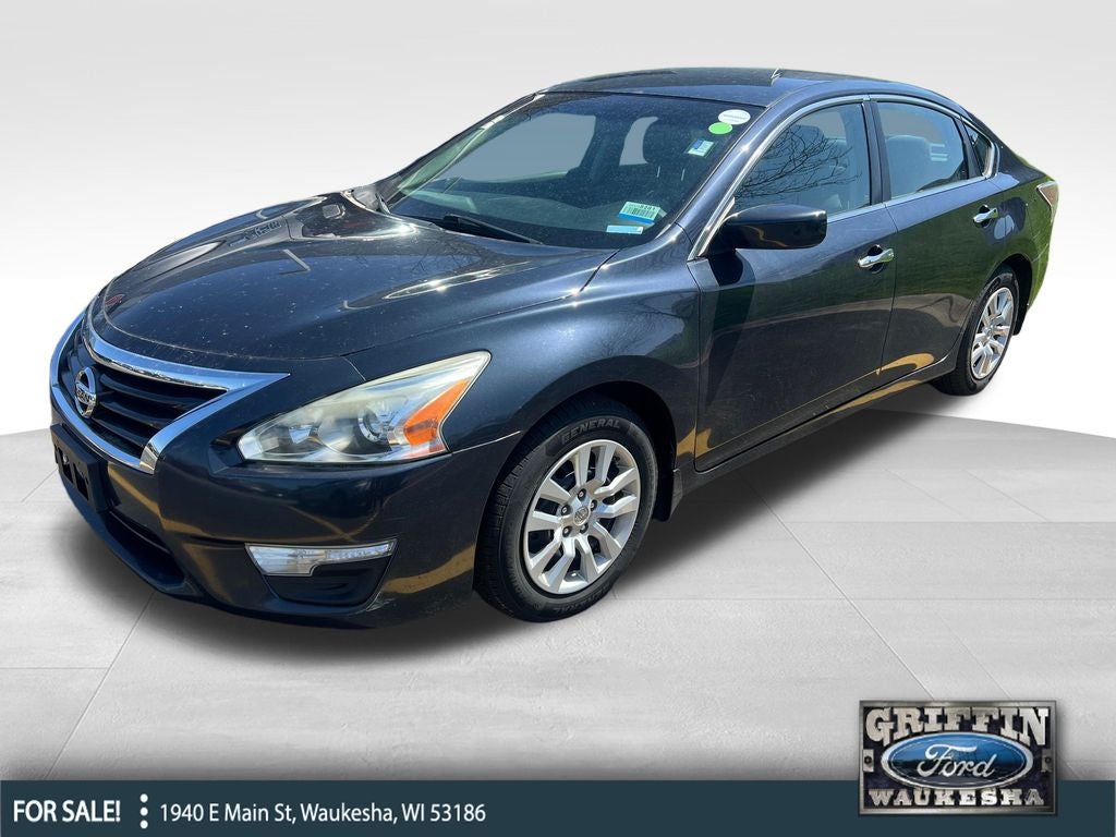 2014 Nissan Altima 2.5 S Near Milwaukee WI