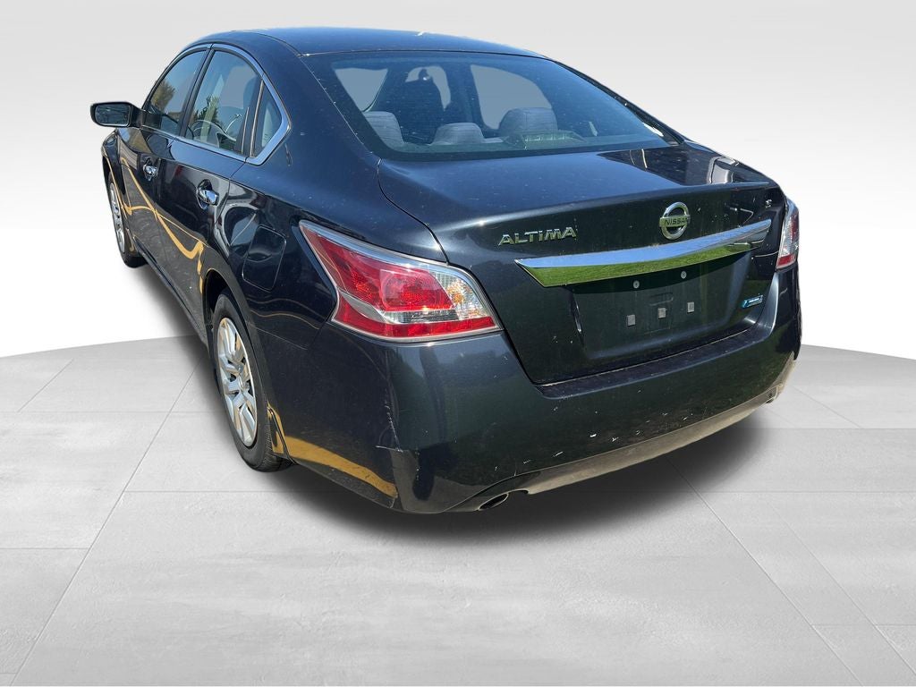 2014 Nissan Altima 2.5 S Near Milwaukee WI