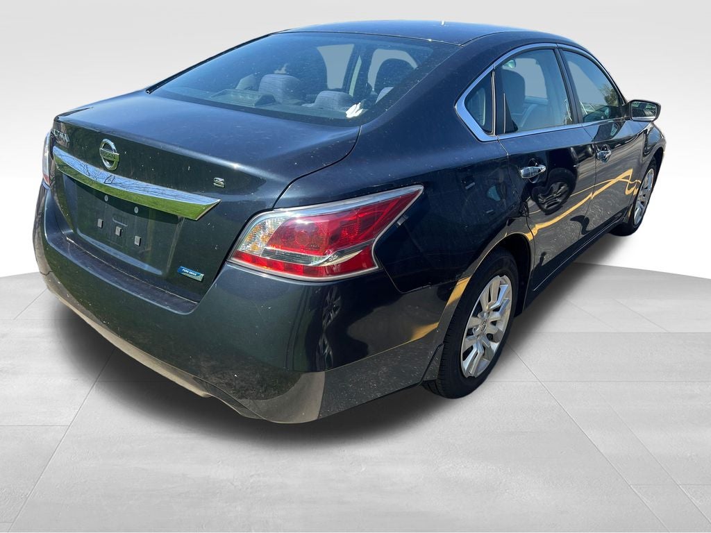 2014 Nissan Altima 2.5 S Near Milwaukee WI