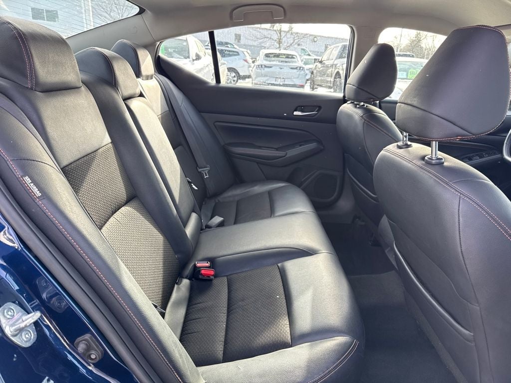 2021 Nissan Altima 2.5 SR Blue Certified Near Milwaukee WI