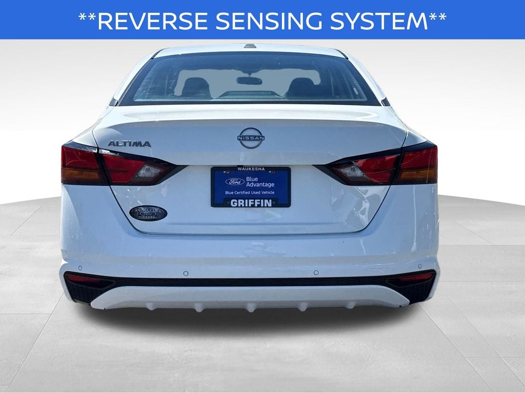 2025 Nissan Altima 2.5 SV Blue Certified Near Milwaukee WI