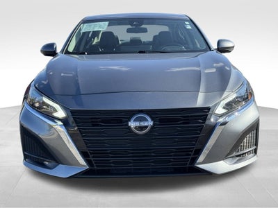 2023 Nissan Altima 2.5 SL Blue Certified AWD Near Milwaukee WI