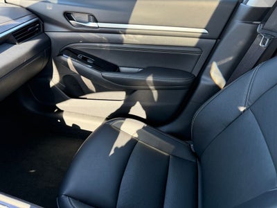 2023 Nissan Altima 2.5 SL Blue Certified AWD Near Milwaukee WI