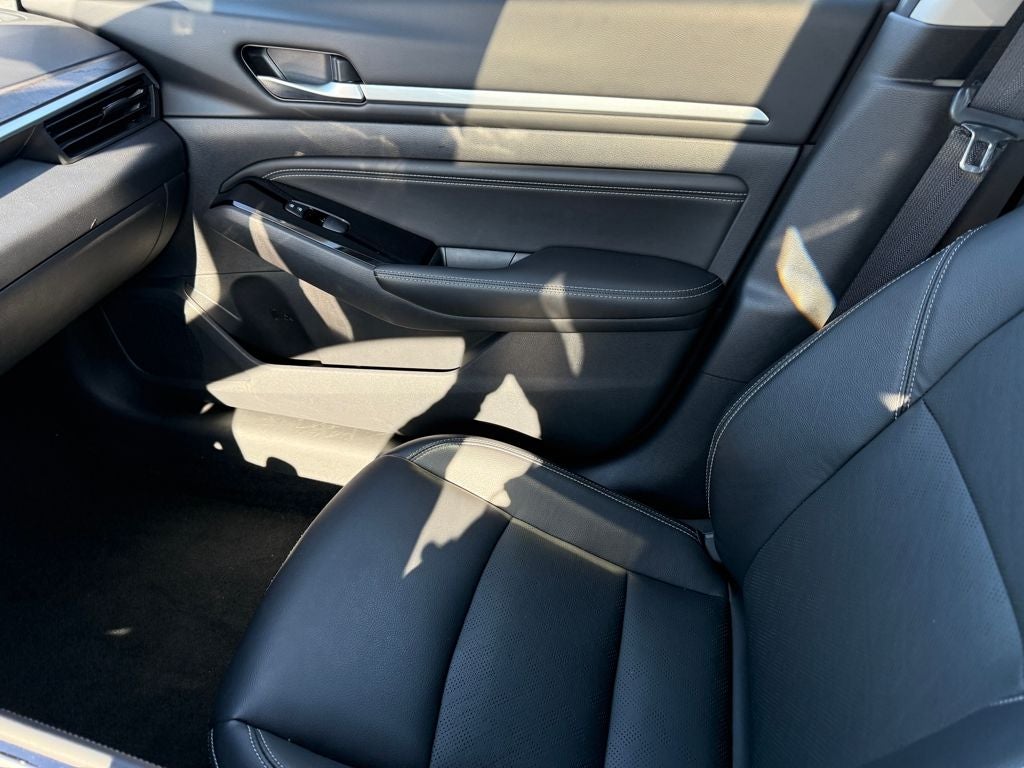 2023 Nissan Altima 2.5 SL Blue Certified AWD Near Milwaukee WI