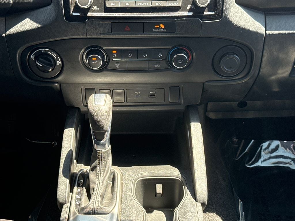 2022 Nissan Frontier SV Blue Certified 4WD Near Milwaukee WI