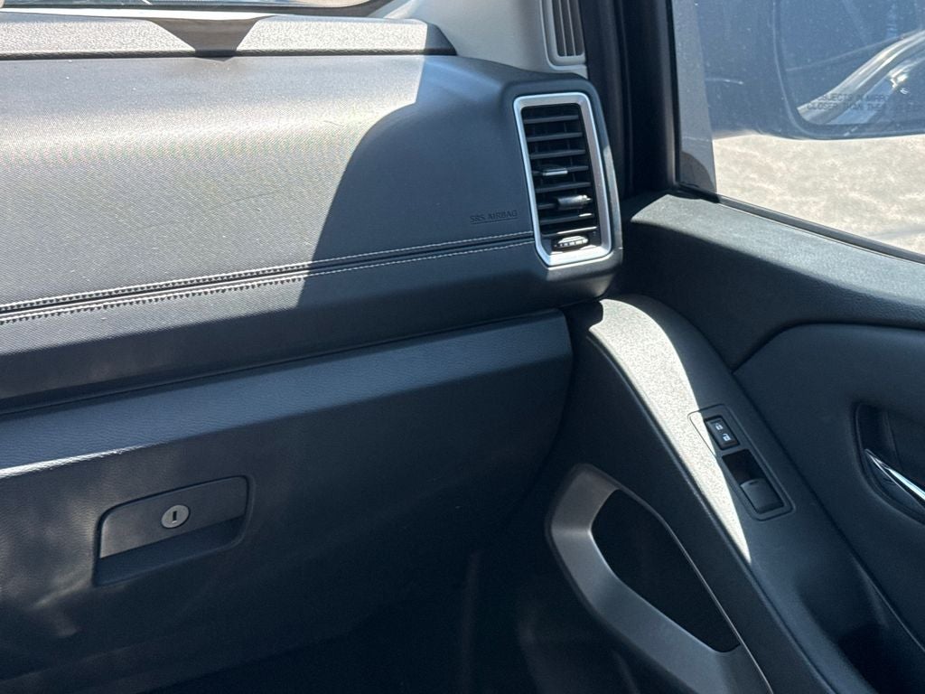 2022 Nissan Frontier SV Blue Certified 4WD Near Milwaukee WI