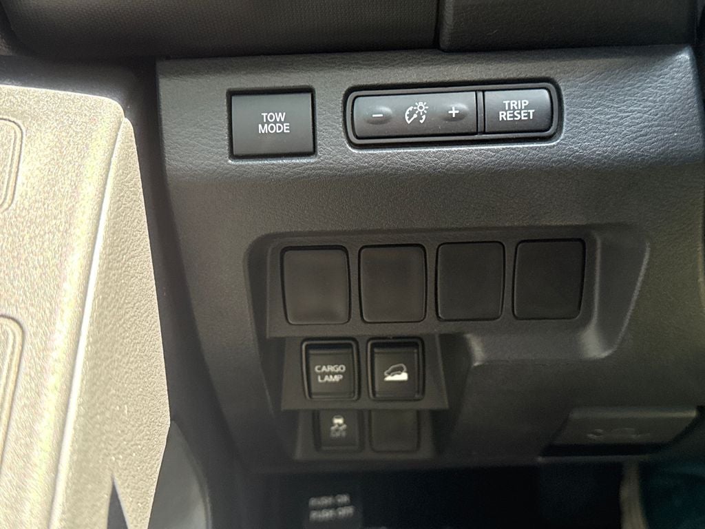 2022 Nissan Frontier SV Blue Certified 4WD Near Milwaukee WI
