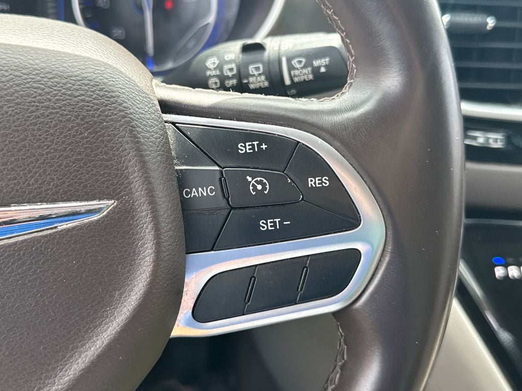 2017 Chrysler Pacifica Touring L