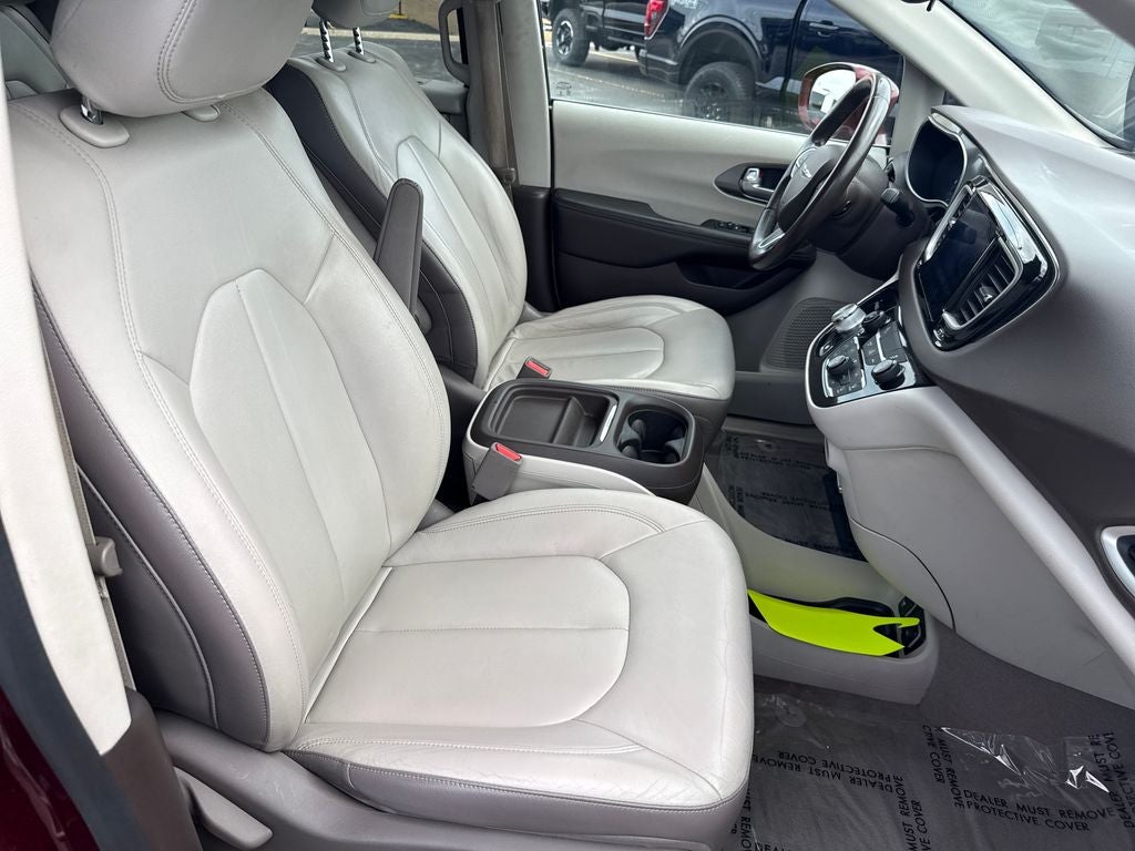 2017 Chrysler Pacifica Touring L