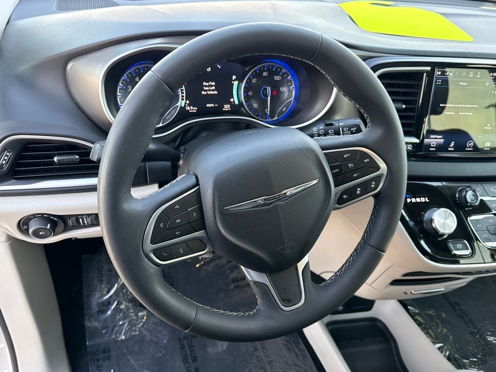 2024 Chrysler Pacifica Touring L Blue Certified Near Milwaukee WI