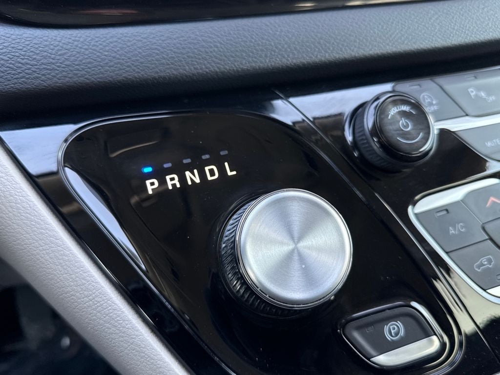 2024 Chrysler Pacifica Touring L Blue Certified Near Milwaukee WI