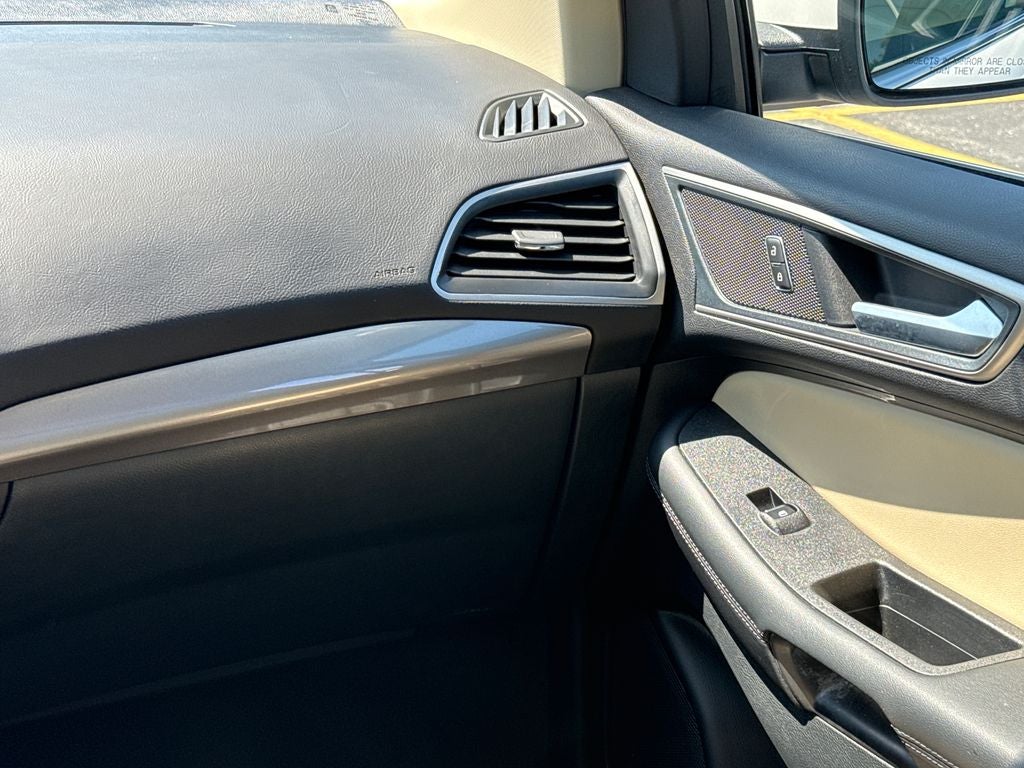 2024 Ford Edge SEL Certified AWD Near Milwaukee WI